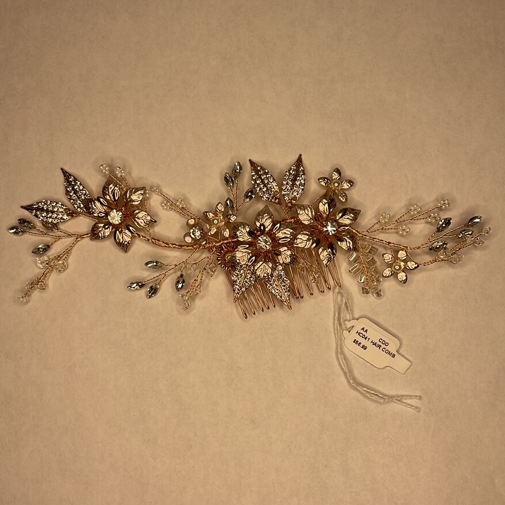 NWT Rose Gold Hair Comb